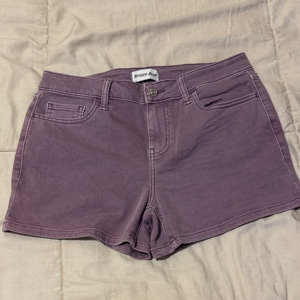 Studio Blue Women's Lavender Jean Shorts